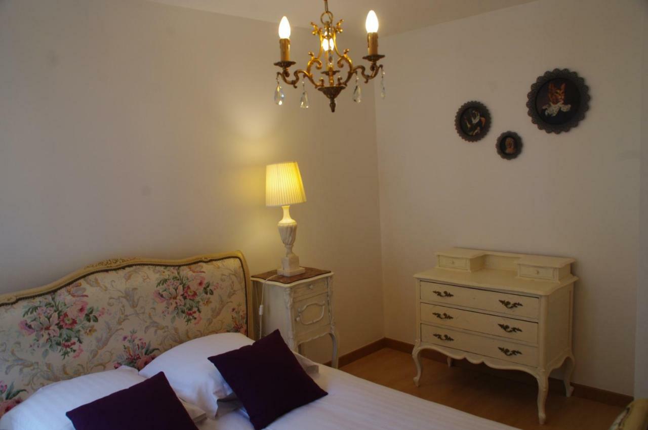 La Cour Royale Apartment Bayeux Luaran gambar